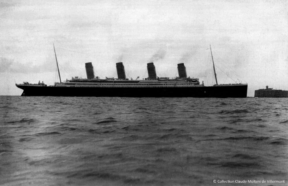 Titanic en rade de Cherbourg © Collection Claude Molteni de Villermont